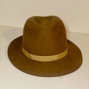 L.L. Bean Brown Felt Hat with Cream Band